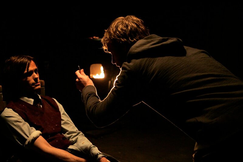 Dr. Spencer Reid (Matthew Gray Gubler, l.); Raphael /​ Tobias Hankel (James Van Der Beek, r.) – Bild: 13TH Street /​ Touchstone Television