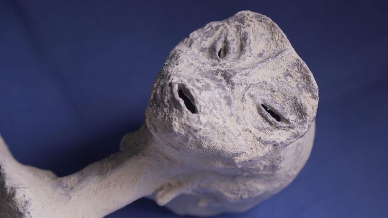 Die sogenannten weißen Nazca-Mumien geben bis heute Rätsel auf. Ihren Namen verdanken sie ihrem Fundort in der Nähe der weltberühmten Nazca-Linien. – Bild: ZDF und Lizeth Yarlequé