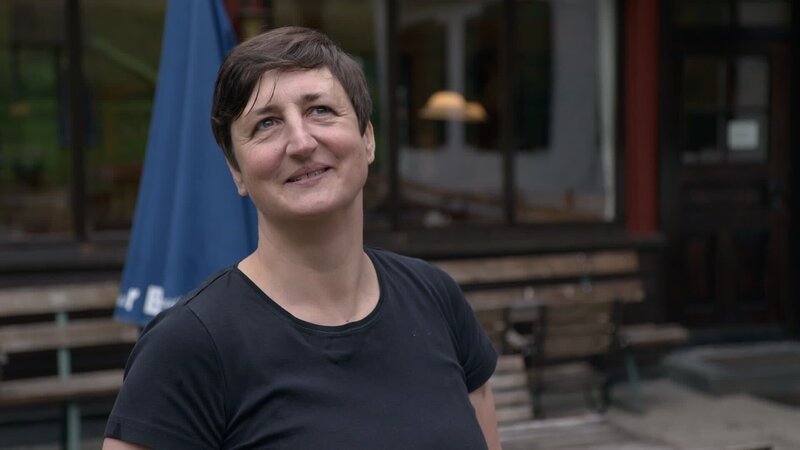 Katharina Ellmann vom Gasthof Einödsbach. – Bild: BR, Tangram Film International /​ BR/​Tangram Film International