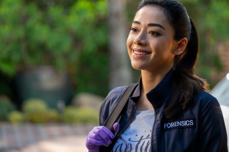 Ella Lopez (Aimee Garcia) – Bild: John P. Fleenor