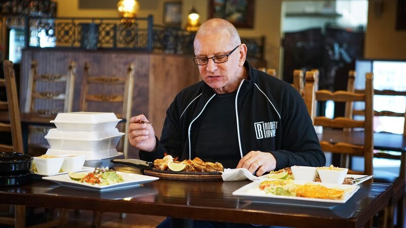 Robert Irvine – Bild: Warner Bros. Discovery