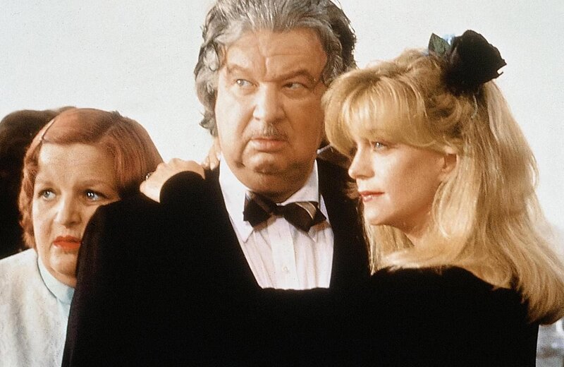 Zuerst von rechts: Gwen (Goldie Hawn) – Bild: AGENTUR: BMS Platt GmbH