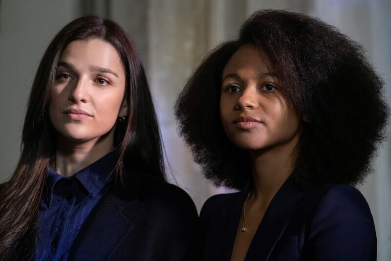 l-r: Diana (Brittany Ashworth), Harper Stern (Myha’la Herrold) – Bild: Nick Strasburg /​ Warner /​ Die Verwendung ist nur bei redaktioneller Berichterstattung im Rahmen einer Programmankündigung ab 2 Monate vor der ersten Auss /​ © 2022 Home Box Office, Inc. All Rights Reserved.