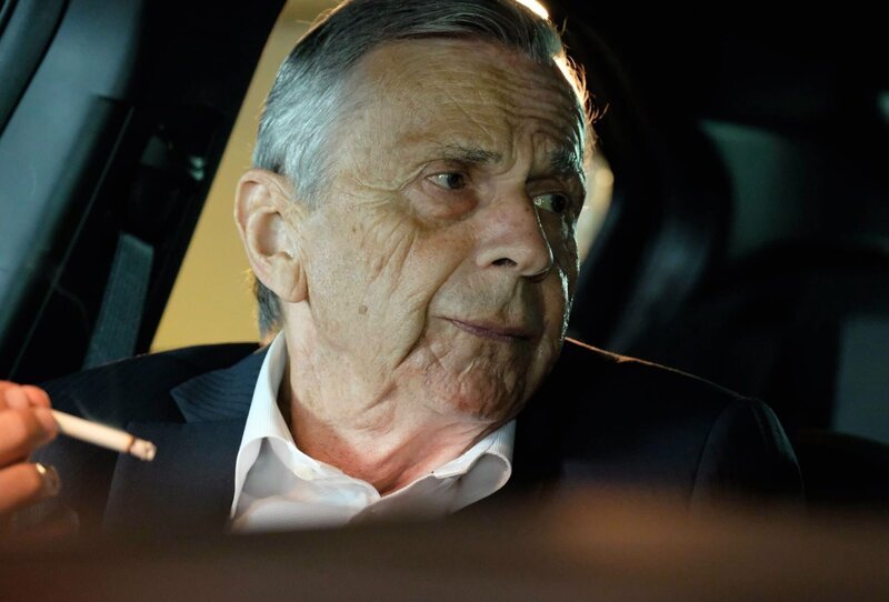 Smoking Man (William B Davis) – Bild: port.hu
