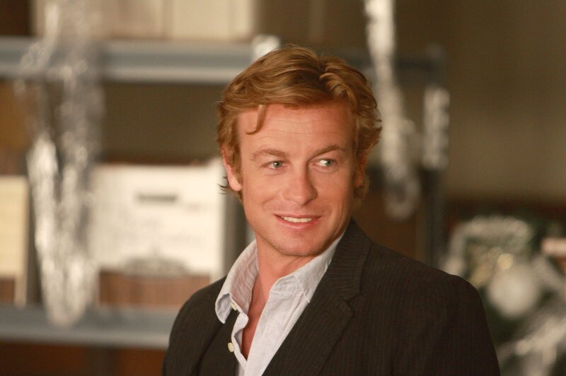 (1. Staffel) – Patrick Jane (Simon Baker) löst mit seinem besonderen Gespür für Menschen komplizierte Mordfälle … – Bild: ProSiebenSat.1 Media SE