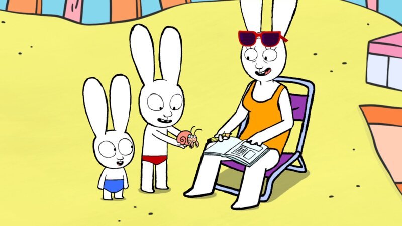 Stolz präsentieren Simon (M.) und Franz (l.) ihrer Oma den Einsiedlerkrebs, den sie am Strand gefunden haben. Liebevoll taufen sie ihn „Krebsi“. – Bild: GO-N Productions 2016