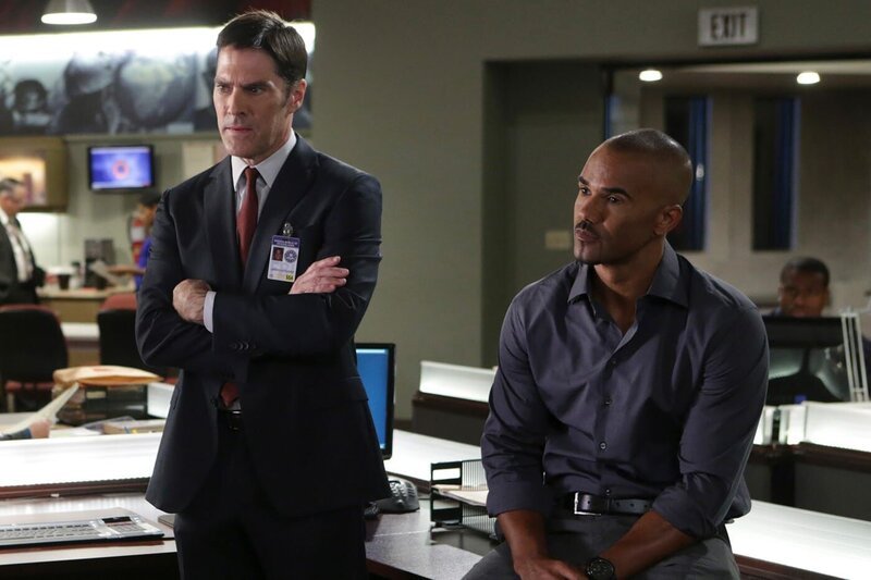 THOMAS GIBSON as Aaron Hotchner SHEMAR MOORE as Derek Morgan. – Bild: ABC Studios/​13TH STREET