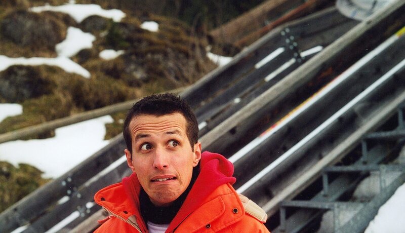 Willi Weitzel verbringt einen Tag mit den Müllmännern und schaut sich auch die Müllverbrennungsanlage an, wo der Restmüll verbrannt wird. – Bild: BR/​megaherz