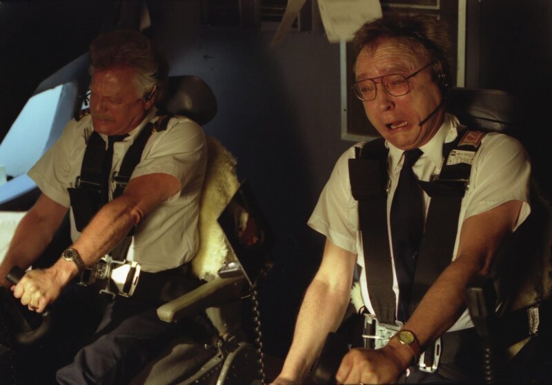 The pilots yank on the yoke to keep the plane from plunging downward. – Bild: Near Miss Productions