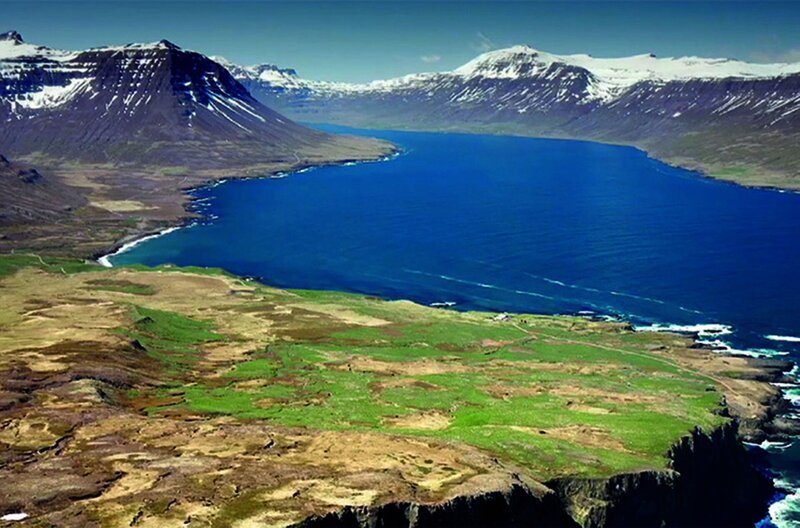 Das Natur- und Kulturzentrum Skálanes ist ein riesiges Naturschutzgebiet auf einer Halbinsel im Osten Islands. Das Reservat arbeitet als unabhängige, gemeinnützige Forschungsstation und beherbergt eine Vielzahl einheimischer Pflanzen und Wildtiere. – Bild: Gedeon Programmes