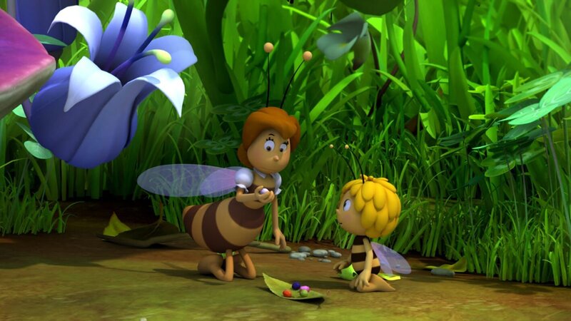 Mauerpfefferpollen lässt Frau Kassandra niesen. – Bild: ZDF/​Studio100 Animation