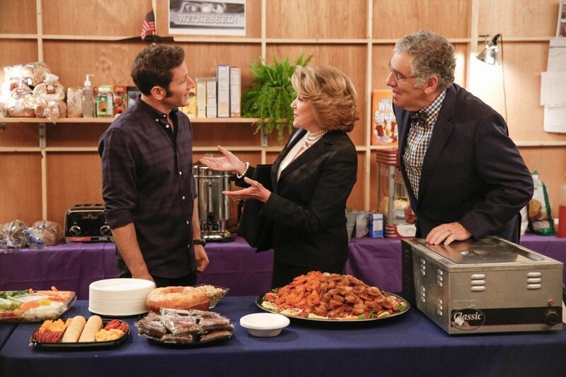 (v.l.n.r.) Josh (Mark Feuerstein); Judy (Linda Lavin); Harry (Elliott Gould) – Bild: ATV