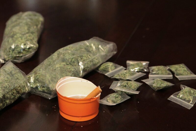 DETROIT – „Jelly Bean“ and „Frosty’s“ marjuana, preped in individual bags. (National Geographic Channels/​Leticia Meruvia) Scene – Bild: National Geographic Channels/​Leticia Meruvia