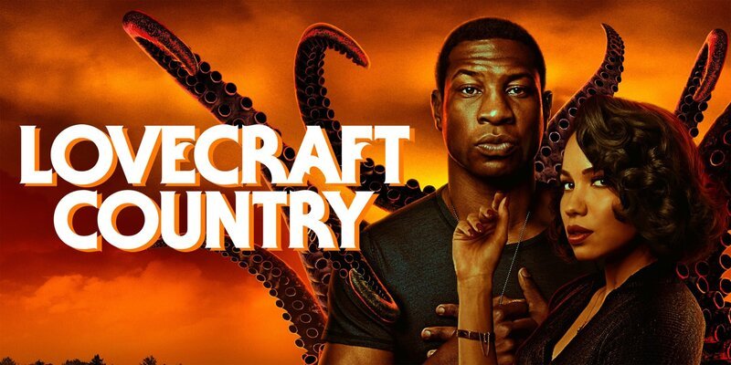 Lovecraft Country- poster – Bild: Die Verwendung ist nur bei redak /​ HBO /​ © Home Box Office, Inc. All rights reserved. HBO® and all related programs are the property of Home Box Office, Inc