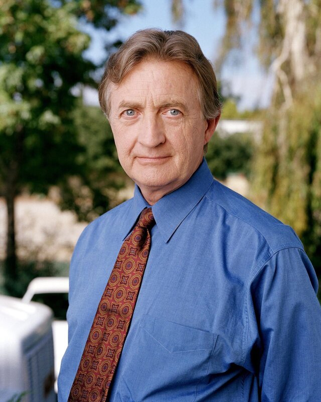 Dr. Bob Kelso (Ken Jenkins). – Bild: ORF/​Disney