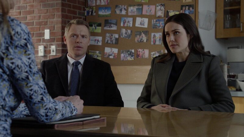 L-R: Donald Ressler ( Diego Klattenhoff ) & Elizabeth Keen ( Megan Boone ) – Bild: AXN Black