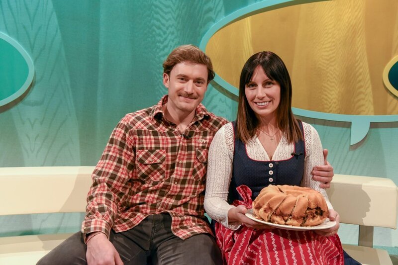 Forstwirt Kevin, Polizistin und Food-Bloggerin Katrin. – Bild: Hubert Mican