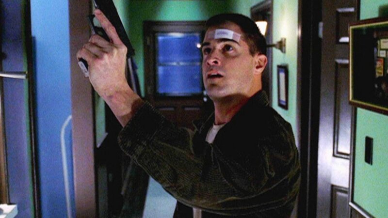 Der Mörder scheint es auf Nick (George Eads) abgesehen zu haben und ist anscheinend schon in seiner Wohnung … – Bild: TVNOW /​ CBS