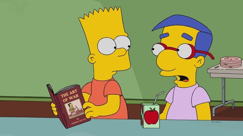 Um die Familie wieder enger zusammenzubringen, zwingt Marge alle ihre elektronischen Geräte abzugeben und zusammen in einen Buchladen zu gehen. Milhouse (r.) ist geschockt, welchen Einfluss das auf Bart (l.) hat … – Bild: Fox