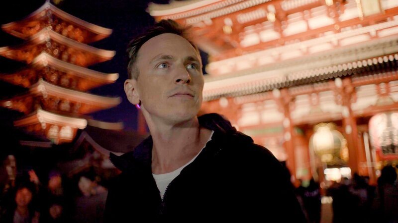 Jochen Breyer reist nach Japan. Das Durchschnittsalter der Bevölkerung hier ist im weltweiten Vergleich sehr hoch. Das bringt viele Probleme mit sich. – Bild: ZDF