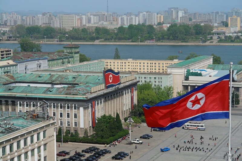 Kim Il Sung Square in Pyongyang. (iStockphoto) – Bild: PLURIMEDIA (iStock /​ Getty Images)