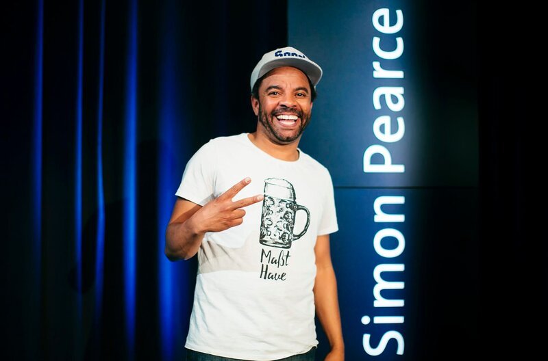 Simon Pearce im Alten Kino in Ebersberg. – Bild: Johanna Schlüter