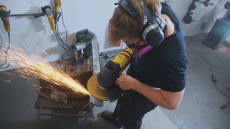 Winkelschleifer – Bild: AETN /​ © A&E Television Networks 1996⁠–⁠2021. All rights reserved.