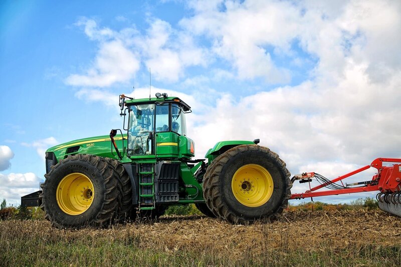 Landwirtschaft, Landwirt, Traktor – Bild: CC0 Creative Commons