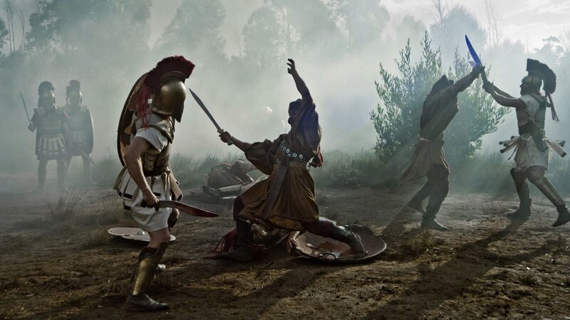 Schlacht von Marathon. Miltiades (George Jackos) tötet eine Perser. – Bild: port.hu