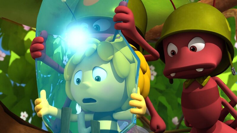 Archibald und Maja sehen das Unheil kommen. – Bild: ZDF/​Studio100 Animation