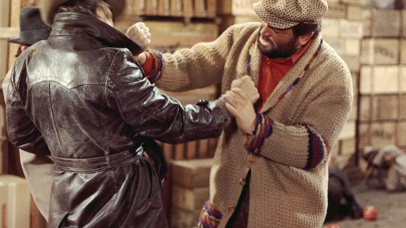 Charlie (Bud Spencer, r.) Die Verwendung des sendungsbezogenen Materials ist nur mit dem Hinweis und Verlinkung auf RTL+ gestattet. – Bild: RTL /​ Tobis Film