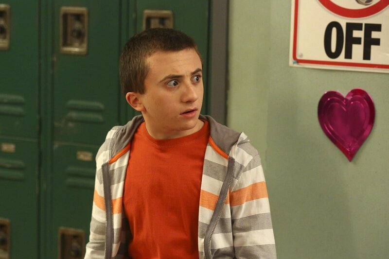 Brick (Atticus Shaffer) – Bild: Warner Brothers