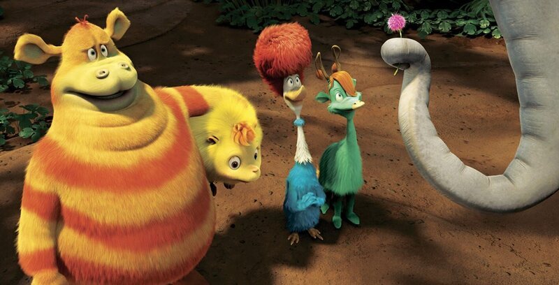 „Horton hört ein Hu!“, Bezaubernd fantasiereicher Animationsspaß von den ‚Ice Age‘-Machern. Dr. Seuss’ Fabel über den gutmütigen Elefanten Horton, der sich für die Nano-Welt der Hus einsetzt, unterhält mit visuellem Witz und liebenswürdigen Figuren. Pures Filmvergnügen für Jung und Alt. Der Elefant Horton hat ein Herz aus Gold. Als er mit seinen Riesenohren von einem vorbeifliegenden Staubkorn einen Hilferuf vernimmt, halten ihn die anderen Dschungelbewohner von Nümpels für völlig übergeschnappt. Der fiese Bussard Vlad findet sogar die gesamte Tiergemeinschaft gefährdet. Tatsächlich ist die mikroskopisch kleine Welt der Hus aber in höchster Gefahr. Ihr Bürgermeister hofft, in Horton die letzte Rettung gefunden zu haben. Nur glaubt ihm keiner, dass außerhalb der Hu-Welt etwas existiert. SENDUNG: ORF eins – SO – 17.07.2011–12:35 UHR. – Veroeffentlichung fuer Pressezwecke honorarfrei ausschliesslich im Zusammenhang mit oben genannter Sendung oder Veranstaltung des ORF bei Urhebernennung. Foto: ORF/RTL/Blue Sky Studios. Anderweitige Verwendung honorarpflichtig und nur nach schriftlicher Genehmigung der ORF-Fotoredaktion. Copyright: ORF, Wuerzburggasse 30, A-1136 Wien, Tel. +43-(0)1–87878–13606 – Bild: ORF / RTL / Blue Sky Studios „Horton hört ein Hu!“, Bezaubernd fantasiereicher Animationsspaß von den ‚Ice Age‘-Machern. Dr. Seuss’ Fabel über den gutmütigen Elefanten Horton, der sich für die Nano-Welt der Hus einsetzt, unterhält mit visuellem Witz und liebenswürdigen Figuren. Pures Filmvergnügen für Jung und Alt. Der Elefant Horton hat ein Herz aus Gold. Als er mit seinen Riesenohren von einem vorbeifliegenden Staubkorn einen Hilferuf vernimmt, halten ihn die anderen Dschungelbewohner von Nümpels für völlig übergeschnappt. Der fiese Bussard Vlad findet sogar die gesamte Tiergemeinschaft gefährdet. Tatsächlich ist die mikroskopisch kleine Welt der Hus aber in höchster Gefahr. Ihr Bürgermeister hofft, in Horton die letzte Rettung gefunden zu haben. Nur glaubt ihm keiner, dass außerhalb der Hu-Welt etwas existiert. SENDUNG: ORF eins – SO – 17.07.2011–12:35 UHR. – Veroeffentlichung fuer Pressezwecke honorarfrei ausschliesslich im Zusammenhang mit oben genannter Sendung oder Veranstaltung des ORF bei Urhebernennung. Foto: ORF/RTL/Blue Sky Studios. Anderweitige Verwendung honorarpflichtig und nur nach schriftlicher Genehmigung der ORF-Fotoredaktion. Copyright: ORF, Wuerzburggasse 30, A-1136 Wien, Tel. +43-(0)1–87878–13606 – Bild: ORF / RTL / Blue Sky Studios