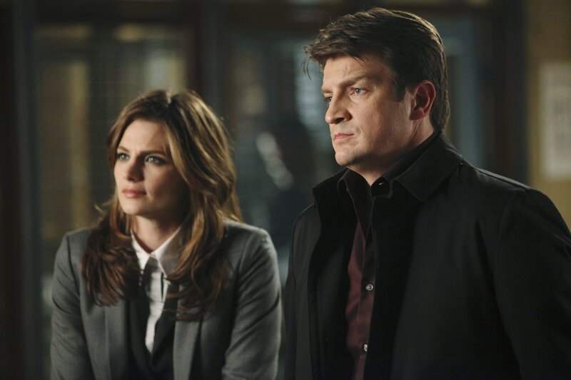 Richard Castle und Kate Beckett arbeiten gemeinsam an einem neuen Fall. – Bild: American Broadcasting Companies, Inc.