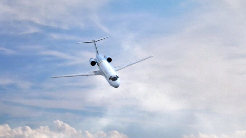 At over 500 miles per hour, ValuJet Flight 592 plummets towards the ground into the Florida Everglades killing all passengers and crew onboard. – Bild: NGC /​ Cineflix