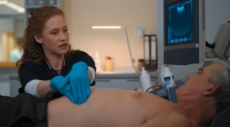 Dr. Lea Wolff (Sina-Valeska Jung) – Bild: SAT.1 Eigenproduktionsbild frei