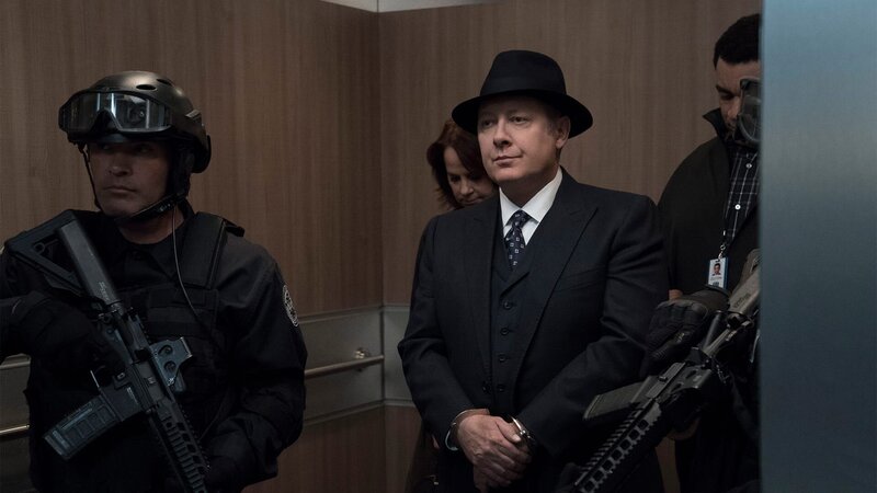 Raymond ‚Red‘ Reddington – Bild: AXN Black