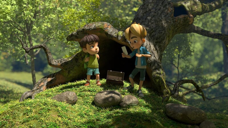 Kleiner Fuß und Raphael sind gemeinsam im Wald unterwegs auf Schatzsuche. – Bild: La Station Animation