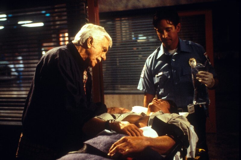 Dr. Mark Sloan (Dick Van Dyke, l.) – Bild: CBS Studios Inc.