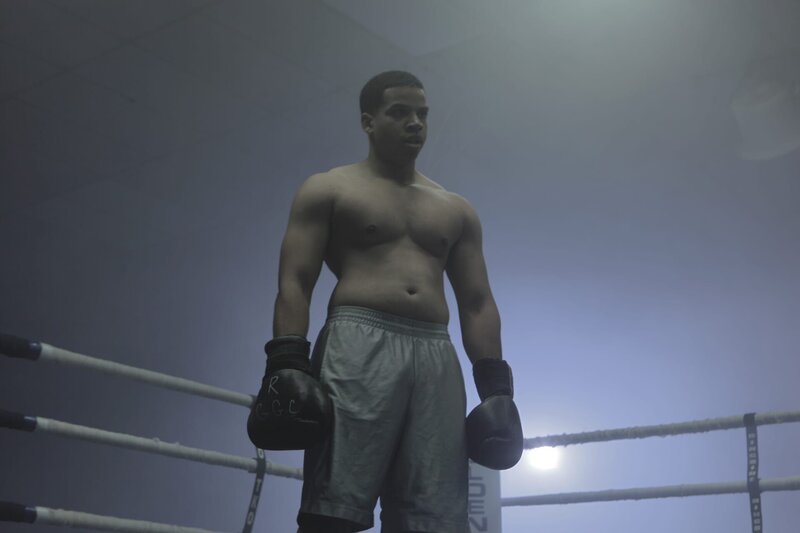 War der Amateurboxer Corey Edge (Harlin Miller) in kriminelle Machenschaften verwickelt und musste darum sterben? – Bild: Jupiter Entertainment