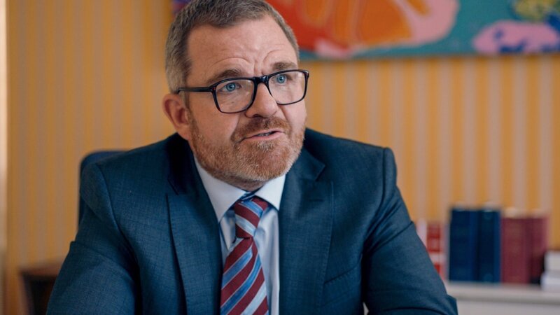 Die Professorin - Tatort Ölfeld – Bild: ORF/​Mona Film