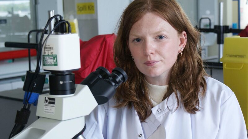 Expert Witness_Forensiker auf Spurensuche Staffel2 EP Beweise unter dem Mikroskop – Bild: CiFlx /​ Crime + Investigation /​ Liza Chambers