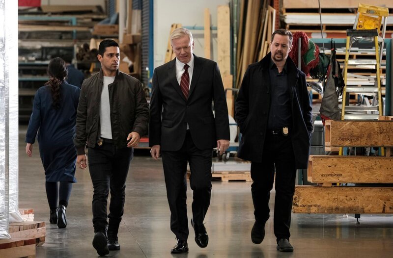 L-R: NCIS Special Agent Timothy McGee (Sean Murray), Edison Geary (William R. Moses) – Bild: CBS Studios Inc.