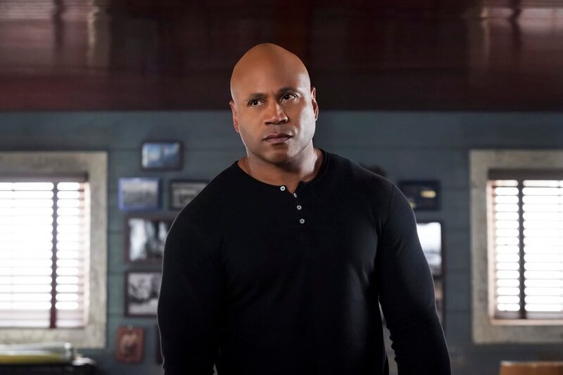 „The Patton Project“ -- Pictured: LL COOL J (Special Agent Sam Hanna). Deputy Director Ochoa (Esai Morales) volunteers the NCIS team to assist with a covert operation tied to a terrorist group advocating for extreme military force. Also, Callen has concerns as to what an assignment of this nature could mean for the future of the team, on NCIS: LOS ANGELES, Sunday, Nov. 18 (9:00–10:00 PM, ET/​PT) on the CBS Television Netwo Photo: Monty Brinton/​CBS ÃÂ©2018 CBS Broadcasting, Inc. All Rights Reserved. – Bild: Sat.1