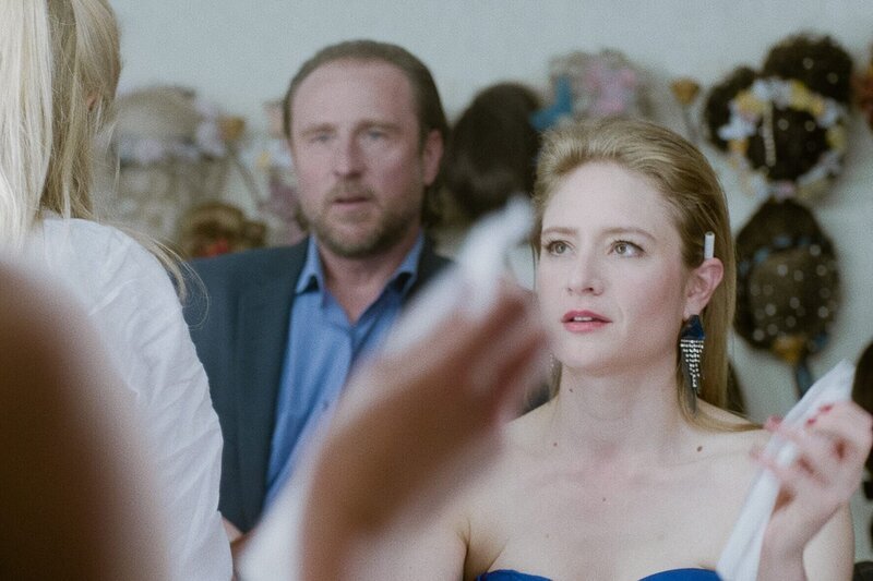 Im Bild: Markus Häger (Bjarne Mädel), Astrid Lorenz (Julia Jentsch). – Bild: ORF/Beta Film/Zero One Film/Friede Clausz Im Bild: Markus Häger (Bjarne Mädel), Astrid Lorenz (Julia Jentsch). – Bild: ORF/Beta Film/Zero One Film/Friede Clausz