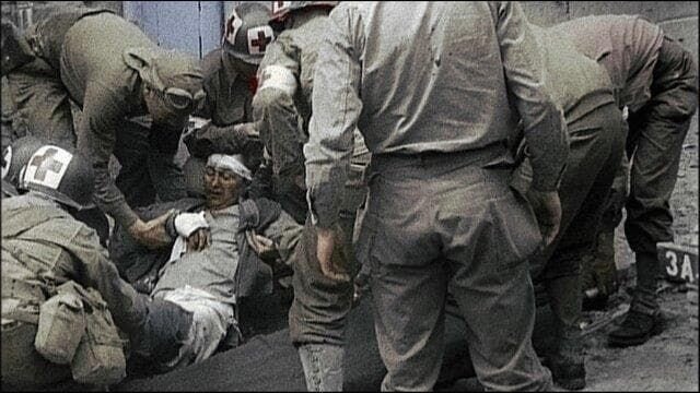 June 1944 : American soldier wounded during the battle of Normandy. – Bild: ntv