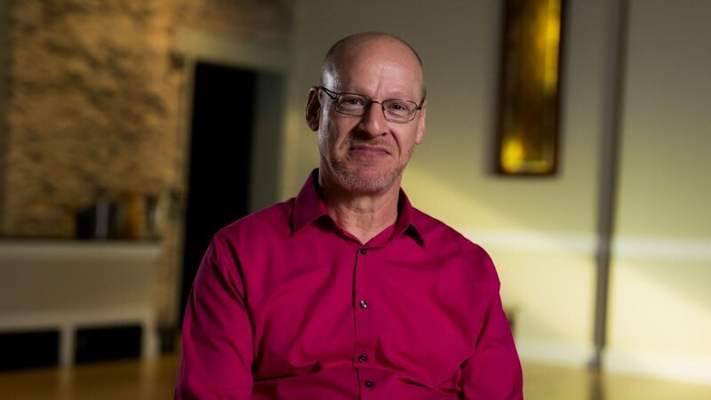Phil Plait interview. – Bild: Pioneer Film & Television Productions /​ Discovery Communications LLC