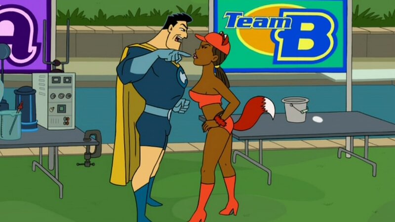 L-R: Captain Leslie Hero, Foxxy Love – Bild: ViacomCBS