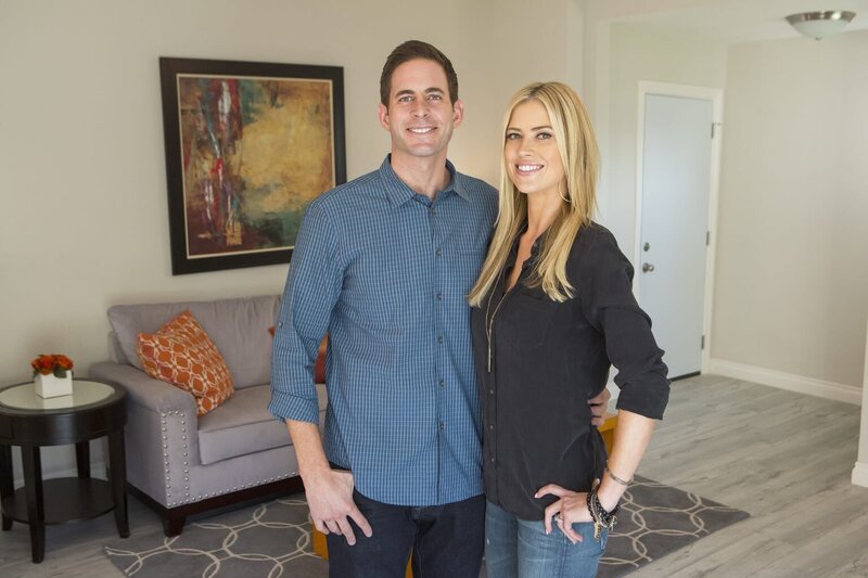 In La Habra wollen Tarek (l.) und Christina (r.) das nächste Haus kaufen, um es dann zu renovieren und gewinnbringend zu verkaufen … – Bild: HGTV/​Scripps Networks, LLC