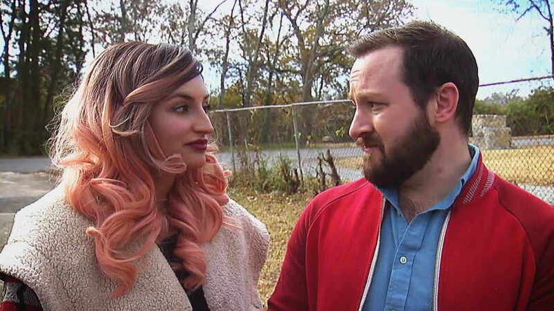 Immobilienmakler Elliott geht in Nashville für sich selbst auf Haussuche. – Bild: HGTV